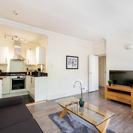 Private Apartment New Oxford Street 런던 외부 사진