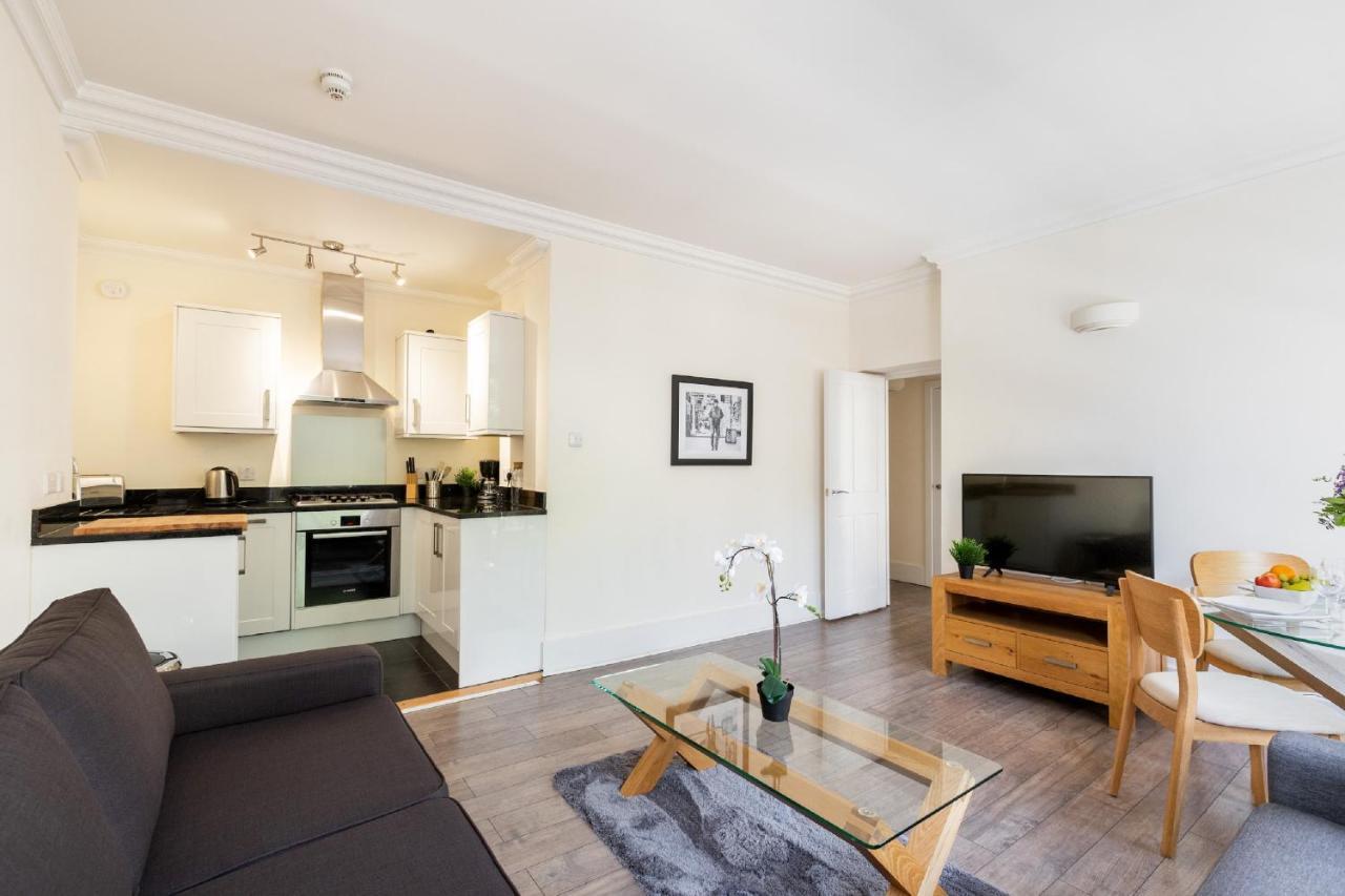 Private Apartment New Oxford Street 런던 외부 사진